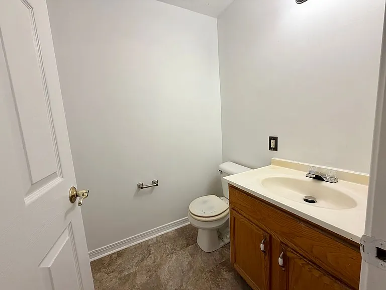 116 T Bird Ln #B — Photo 8