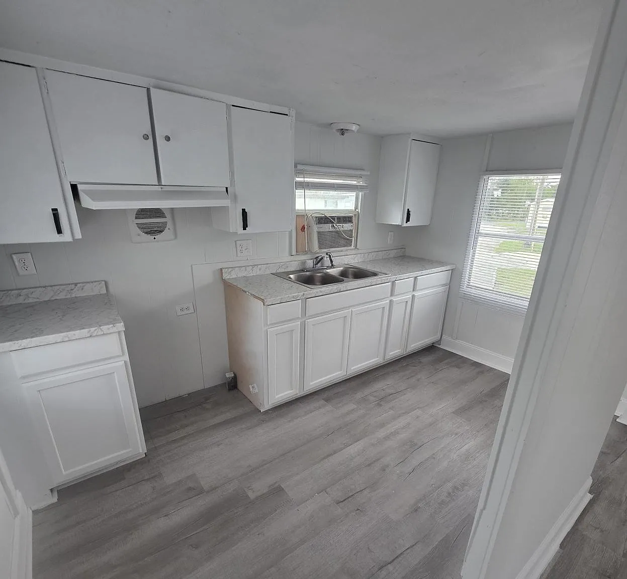2 bed, 850 sqft, $996 — Photo 3