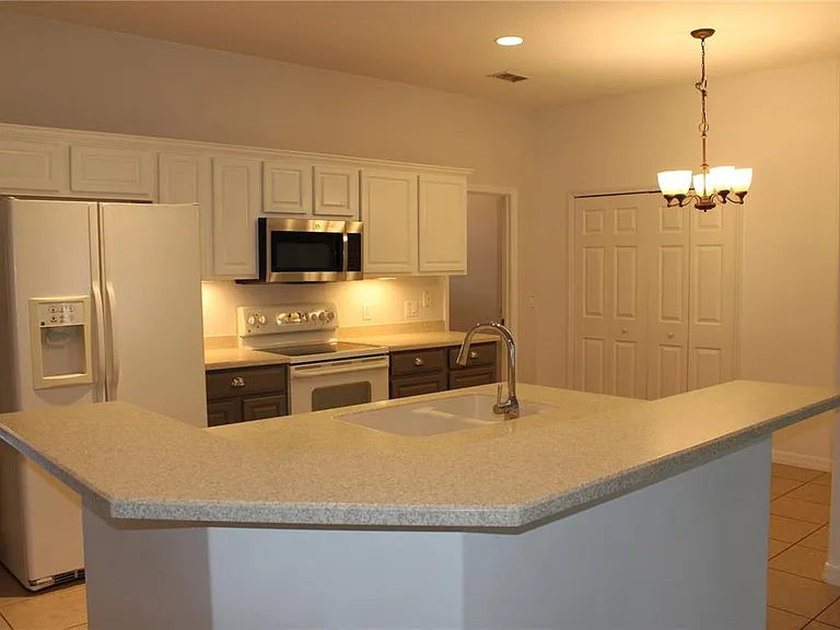 339 Mariners Gate Dr — Photo 18