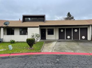 675 Simpson St, Santa Rosa, CA 95401