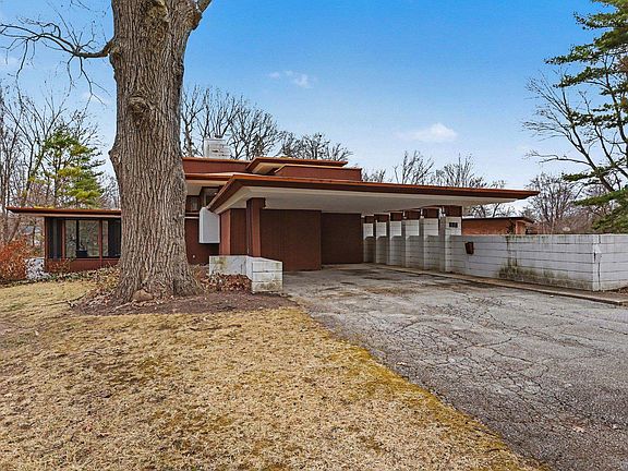 29th image of this home