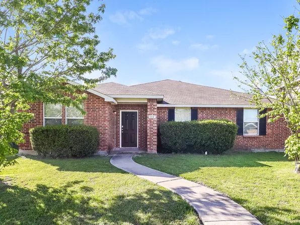 1014 Blackberry Trl, Lancaster, TX 75134