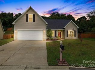 105 Badin Dr, Fletcher, NC 28732