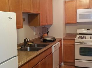 2222 S Stewart Ave APT 1D, Lombard, IL