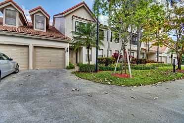 Home For Sale In Coach Houses Of Town Place