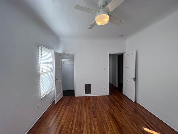 5th image of 640 N Beachwood Dr #104