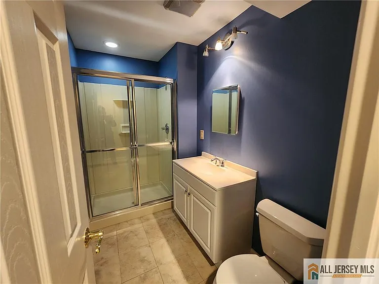 254 Sayre Dr — Photo 26