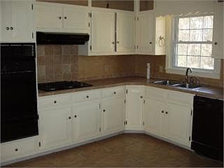 4th image of 257 Long Dr