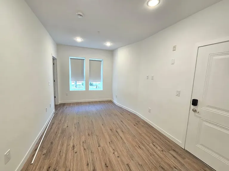 47 Carroll St #2 — Photo 3