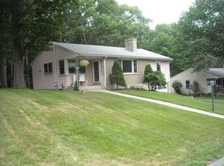 144 Azalea Dr, Groton, CT 06340