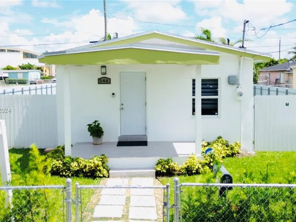546 NW 9th St, Florida City, FL 33034