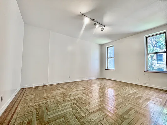 Rented by Corcoran | media 1