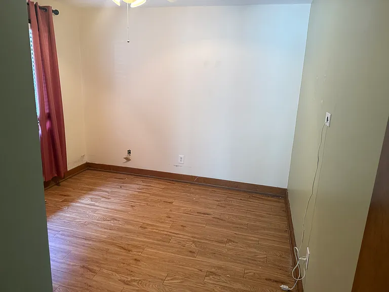 10200 Rivertown Rd — Photo 8