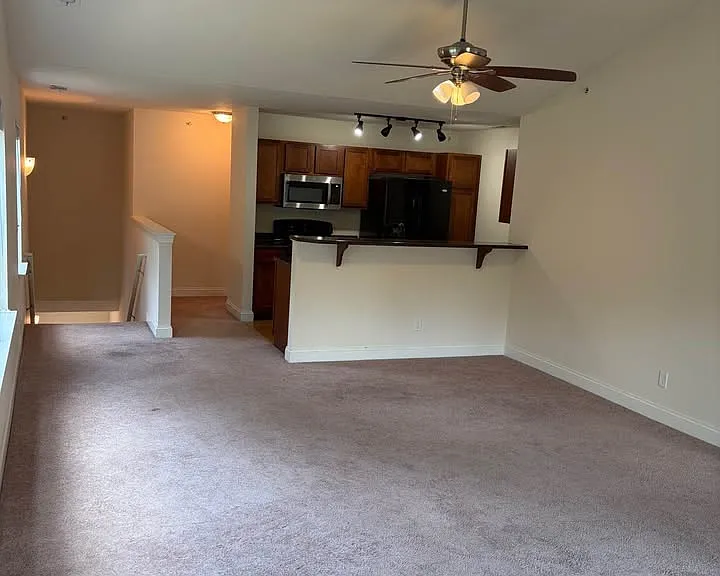 123 Foxden Dr #204 — Photo 3
