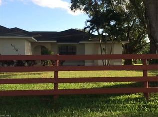 11100 Homestead Ln, Fort Myers, FL 33905