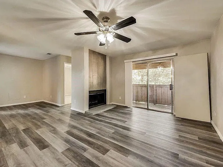 8110 Skillman St #2032F — Photo 4
