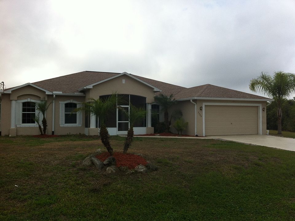 1st image of 7529 Dellbrook Ave