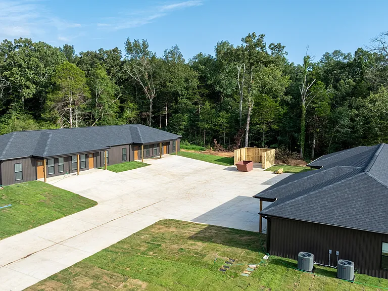 251 Scott Dr #A — Photo 4