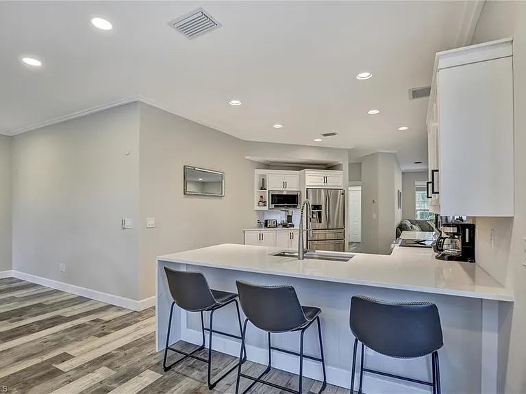 4707 Brixton Ct — Photo 10