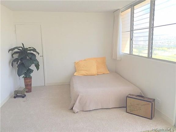 4th image of 444 Kanekapolei St #1411