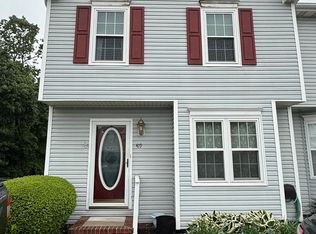 419 Debbie Ct, Hanover, PA 17331