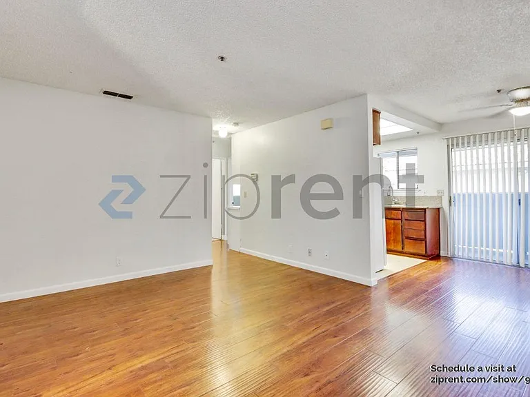 3626 Hallelujah Ct #3 — Photo 4