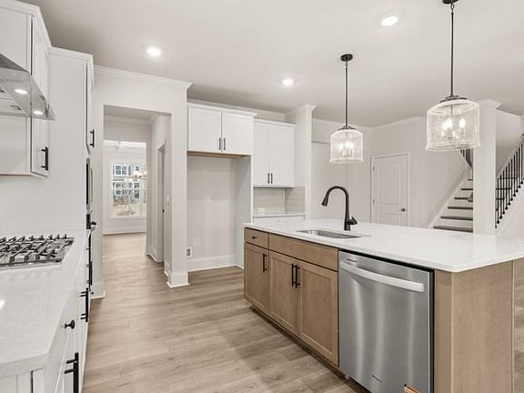 7th image of this home