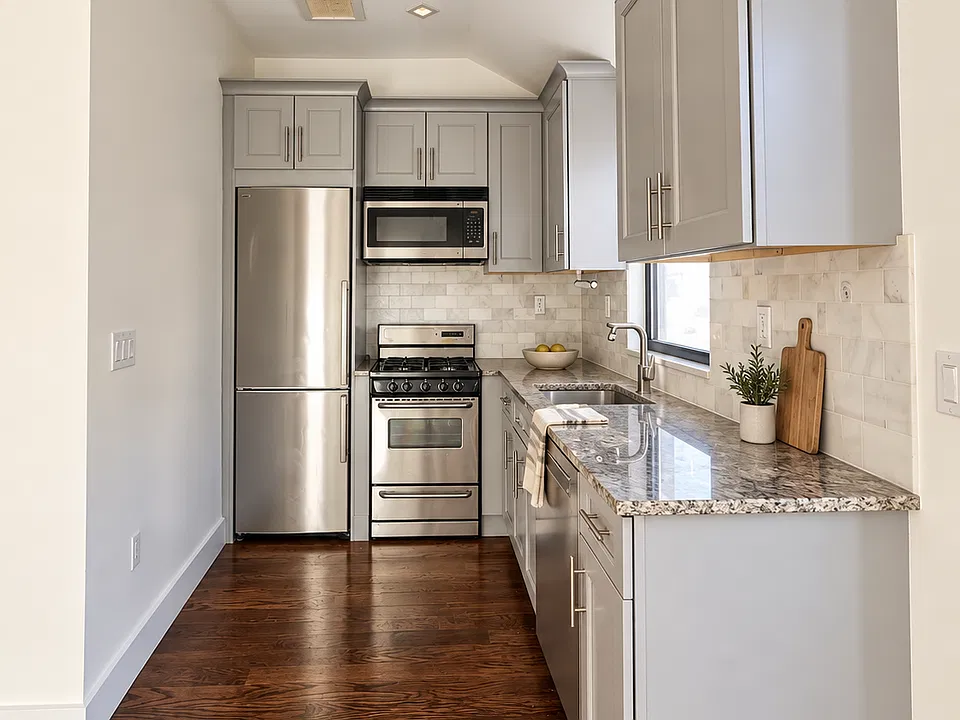 47-27 38th St #3A