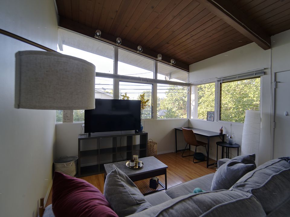 1st image of 14409 1/2 Califa St #1/2