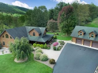 133 Paradise Rd, Spring Mills, PA 16875