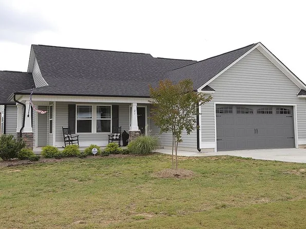 21 Longford Dr, Selma, NC 27576