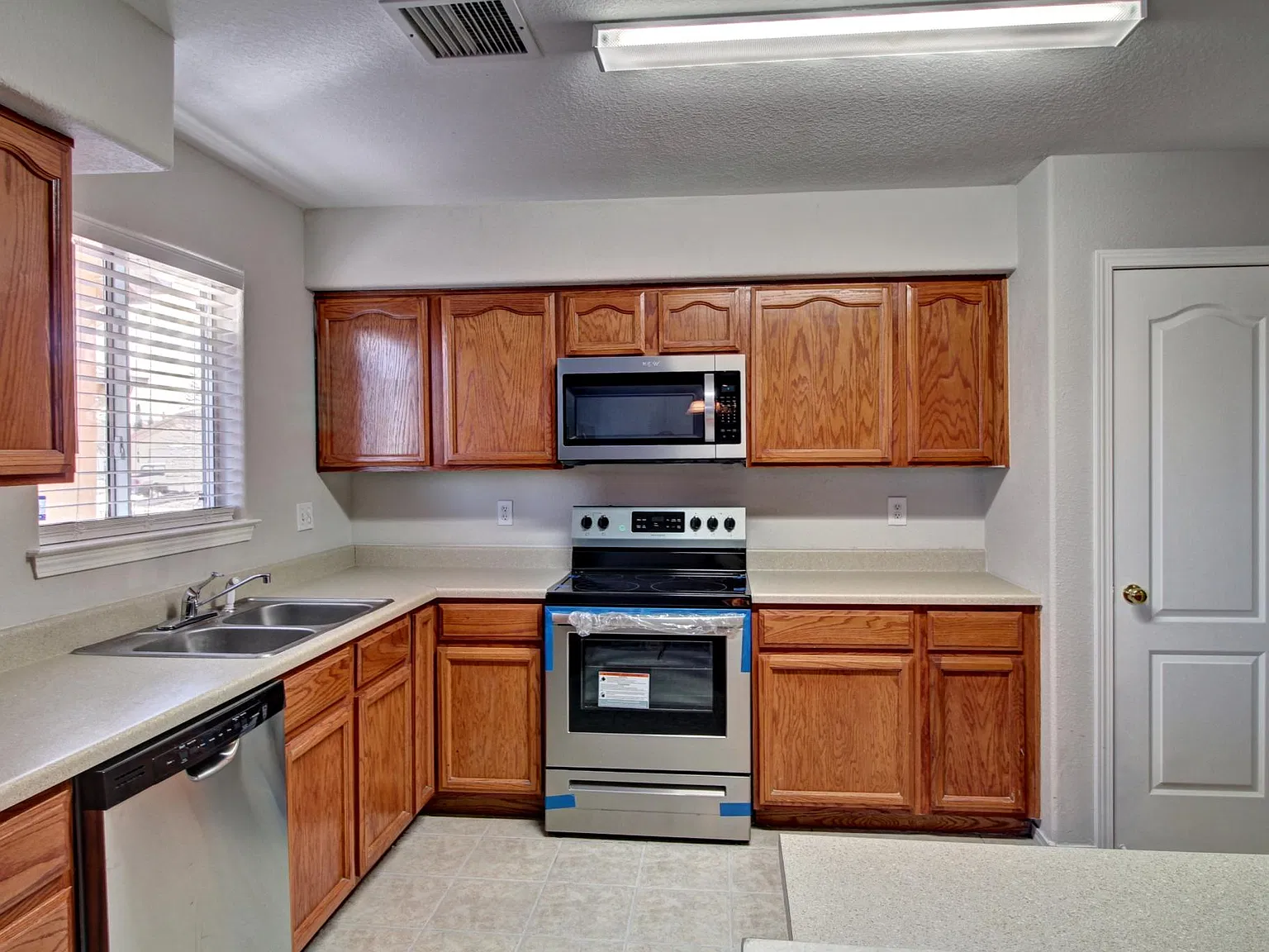 1275 Fountain Loop — Photo 4