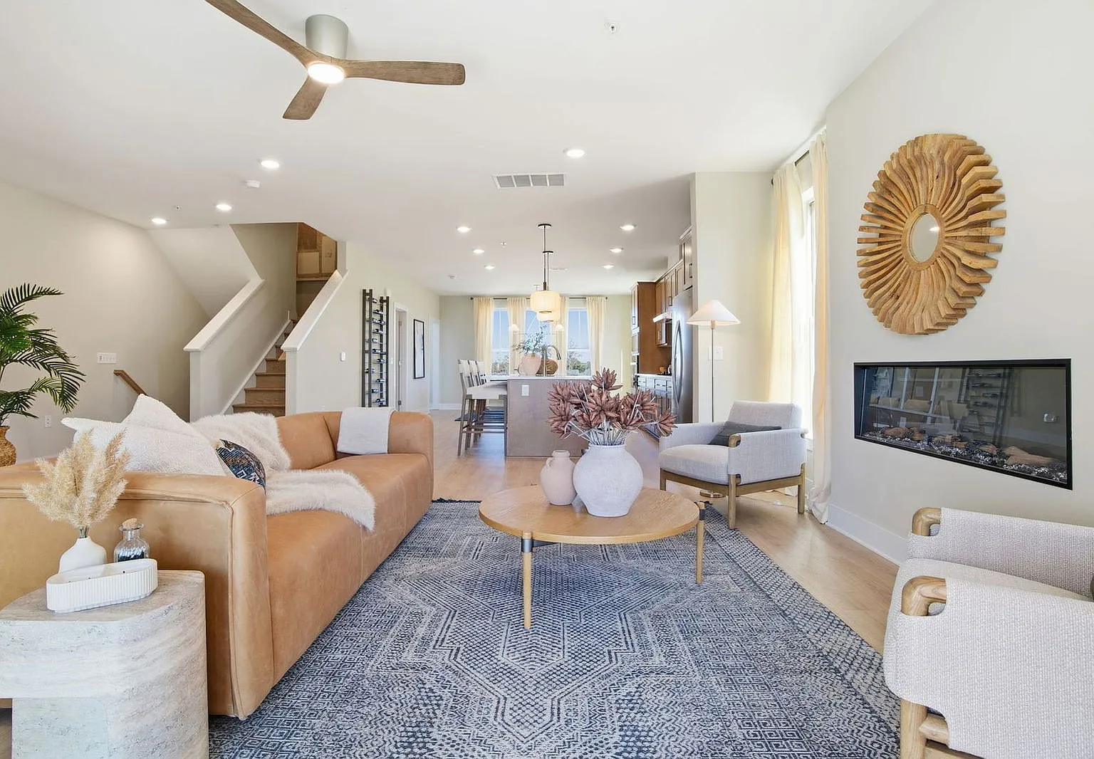 3 bed, 2.5 bath, 2498 sqft, $2,800 — Photo 1