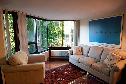 849 Delaware Ave #105 Photo 1