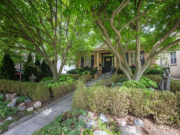 5th image of 126 Sydenham St