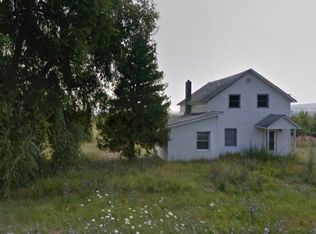 388 Calkins Rd, Peru, NY 12972