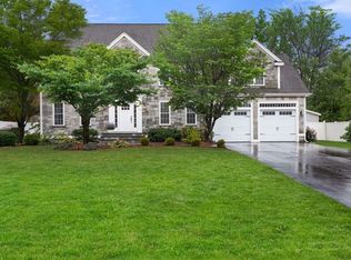 25 Annawon Ave, Wrentham, MA 02093