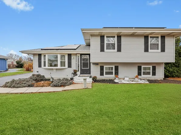 6517 Langsford Ln, Plainfield, IL 60586