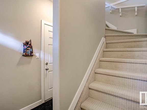 4th image of 7293 S Terwillegar Dr NW #70