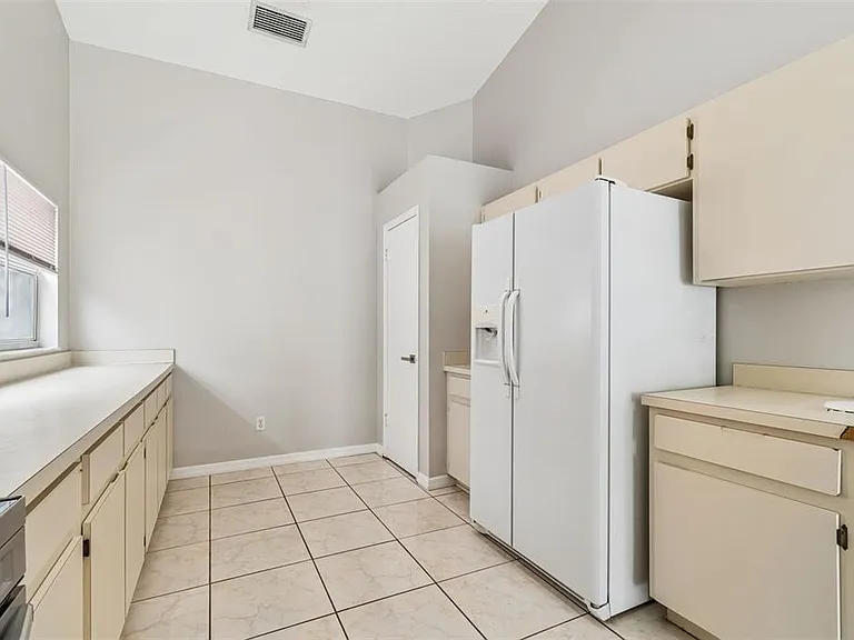 10105 Sea Spray Pl — Photo 15