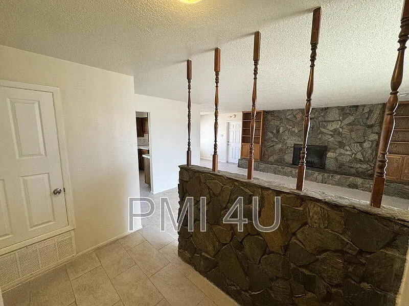 Westgate Heights — Photo 3