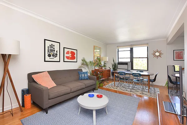 Sold by Anne Donohue Real Estate Inc | media 2