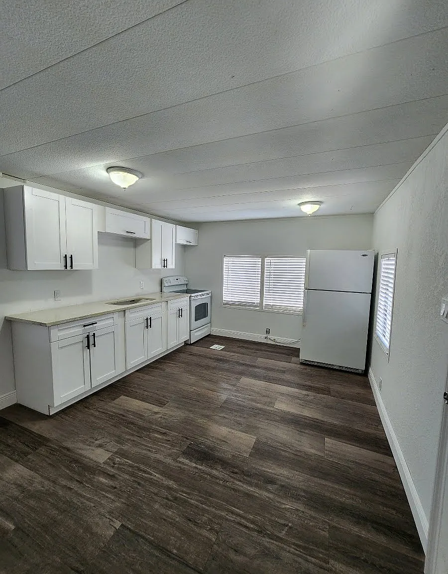 2 bed, 650 sqft, $1,750 — Photo 4