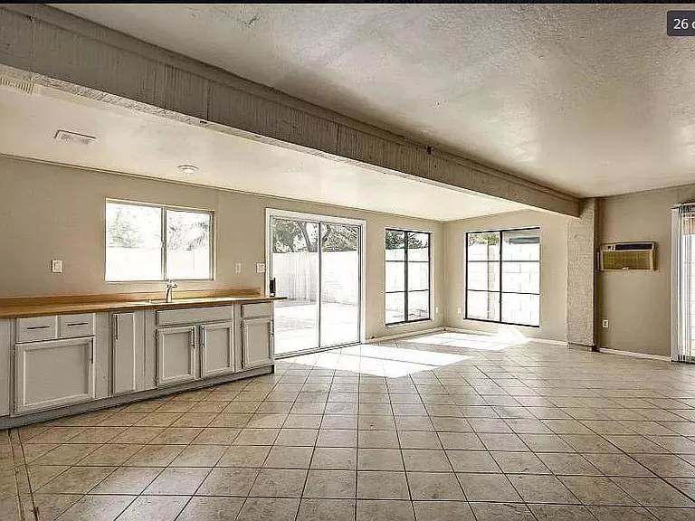 12715 W Cambridge Ave — Photo 20
