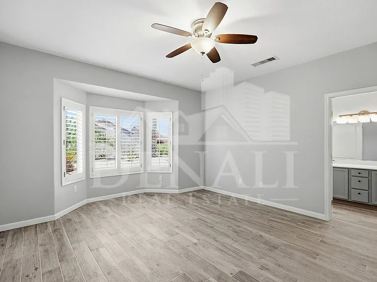 16536 W Rock Springs Ln — Photo 15