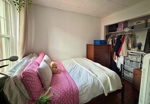 5th image of 17 Fleet St APT 4
