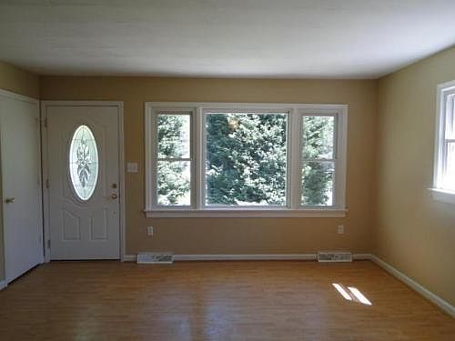 1st image of 1856 Terry Dr