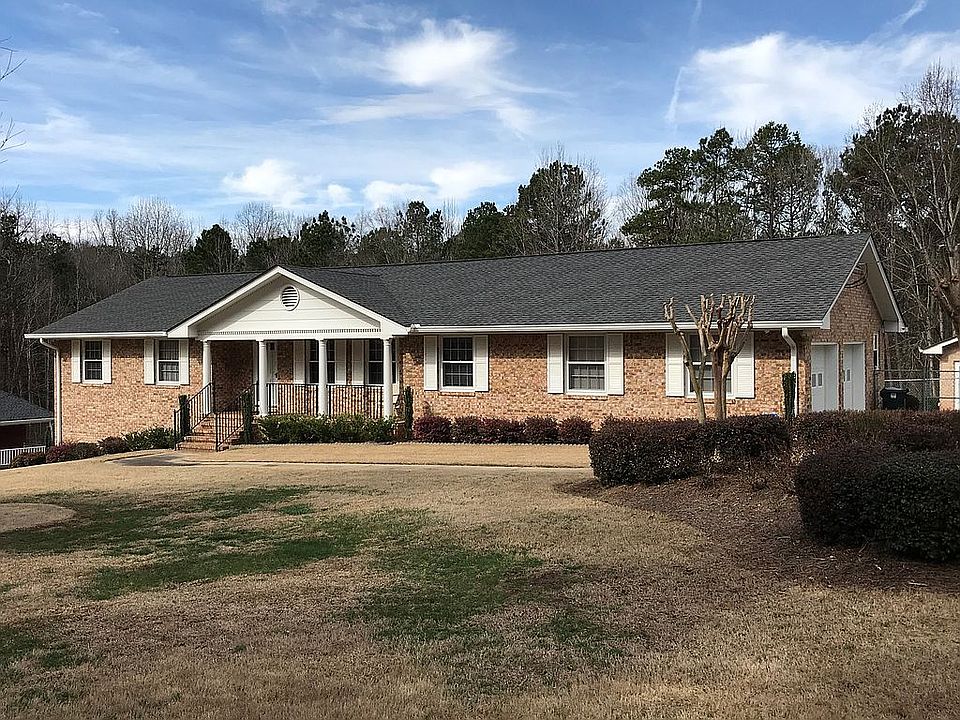 1st image of 675 James Ct NW