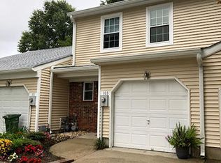 103 Oak Ln, Eatontown, NJ