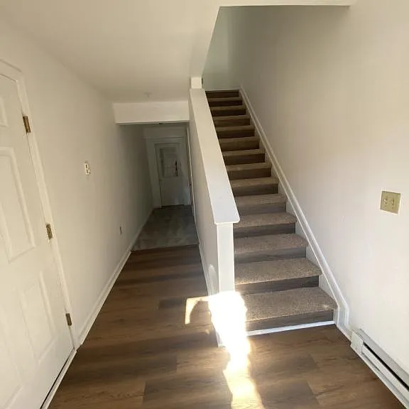525 Papa Ct — Photo 7
